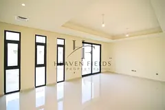 Large Living Room | Closed kitchen | Most Desired R2M Type