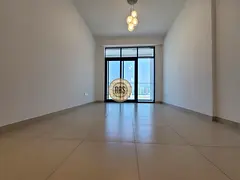 Ready To Move : Spacious 1-bedroom Apartment : With Burj Khalifa View .