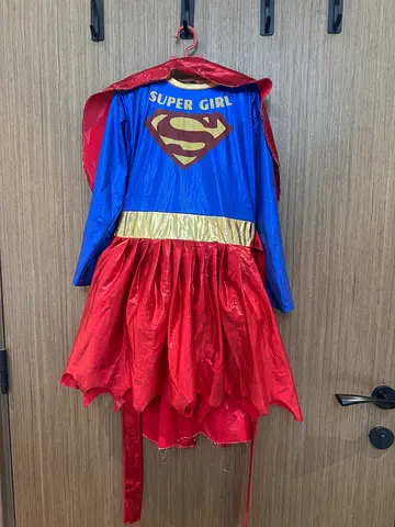 Supergirl Costume for Girls – Ages 6–7 🦸♀️❤️💙 for Halloween