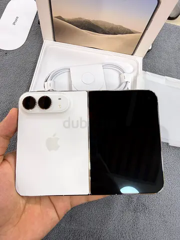 iPhone duo HK new