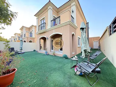 Standalone Single-Row 3-Bedroom Villa for Rent in La Quinta, Villanova