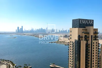 Serene Living | Burj Khalifa and Skyline Views