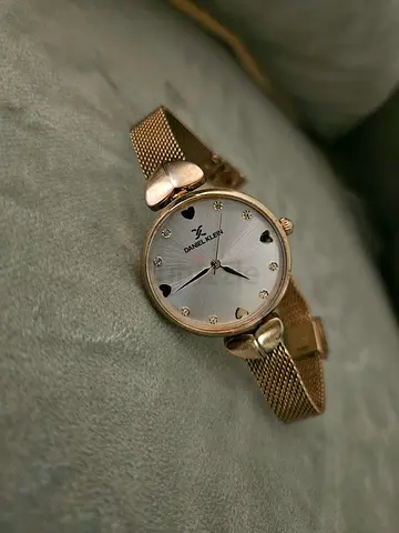 Daniel Klein Women's Gold Mesh Strap Watch with Heart Accents