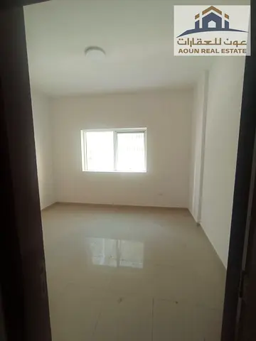 🏡 **شقة للإيجار في المجاز 3 – الشارقة** ✨ فرصة مميزة للسكن في موقع حيوي ومميز! 🛏️ غرفة نوم 🛋️ صالة واسعة 💰 **الإيجار السنوي: 30,000 درهم** 📋 *