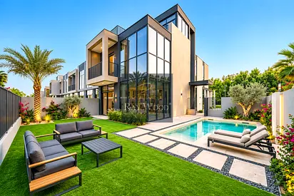 G+1 End Unit | 4BR+ Maid| On Pool & park