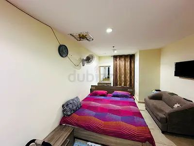 ROOM with terrace in dso close to RTA buss stop