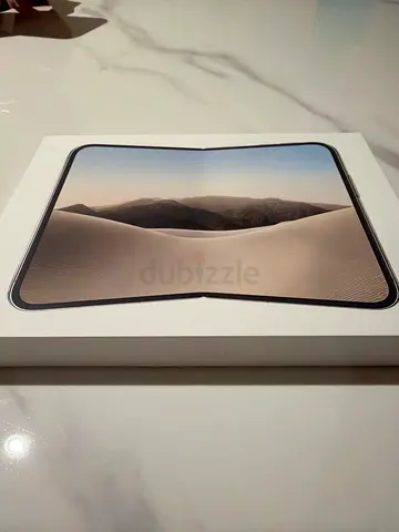 iPhone Duo, Star White, 512 GB, NEW, Apple Shop UAE, Fixed Price