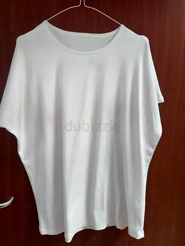 Plain White Short-Sleeve T-Shirt - Good Condition
