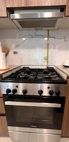 Siemens Stainless Steel Gas Cooker  - Good Working Condition