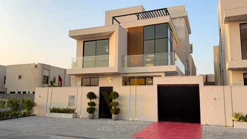فرصة مميزة في الزاهية | فيلا بمصعد | طابقين وروف | شامل الكهرباء والمياه والمكيفات