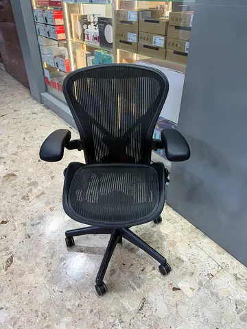 For selling Herman miller Areon chair size B and C available