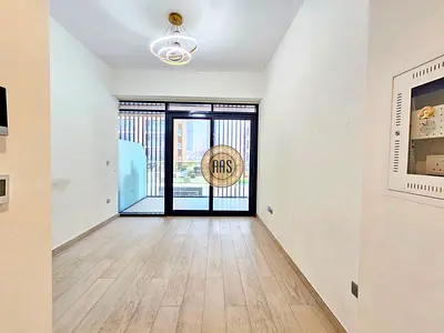 Branded ultra modern spacious ac and amenities free