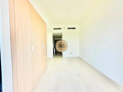 Spacious layout •• very hot offer •• boulevard view •• chiller free