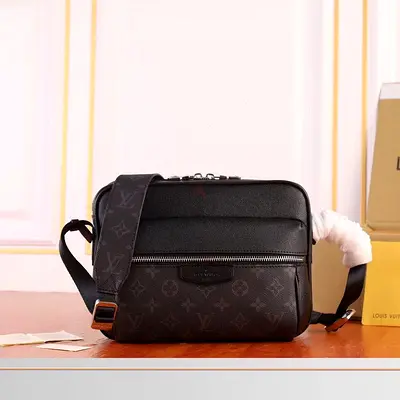 Messenger bag