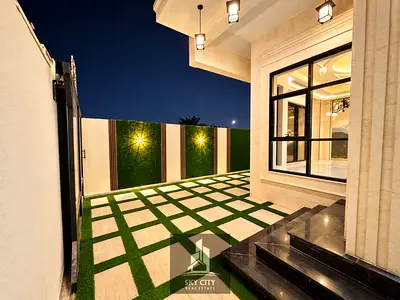 Own your dream family home, featuring an elegant design and expansive spaces that ensure the highes