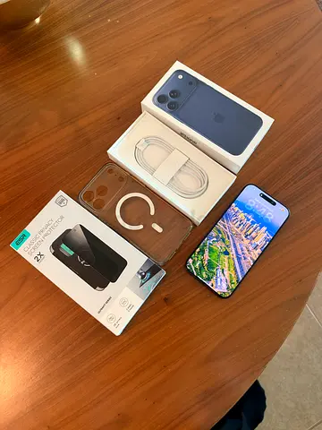 iPhone 17 Pro Max - 1 Terra - 92% Battery Life - w/ Box and Cable - Apple Care+ Till Sept 21, 2027