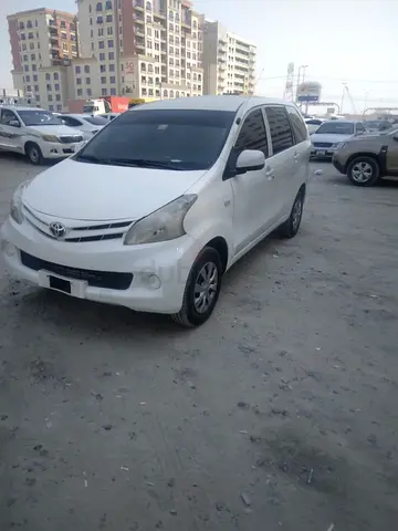 Toyota Avanza 2015 GCC Specs Delivery van For sale