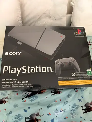 PlayStation 5  limited edition 30th anniversary