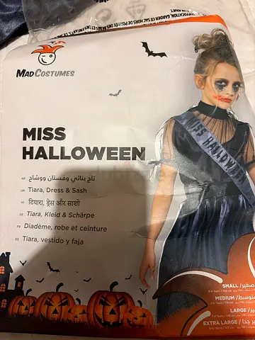 Miss Halloween dress with tiara, slash