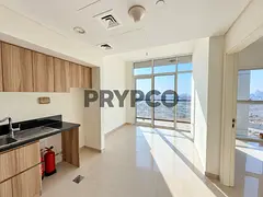 Vacant | Mid Floor | Balcony | Classic View