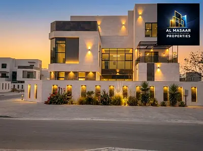 An excellent opportunity: a three-story corner villa (facing two streets). The price includes registration and title transfer fees, as well as utility