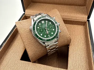 Omega Seamaster Chronograph with Green Dial - Stainless Steel, Box Included