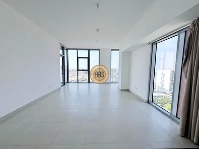 SPACIOUS 2BR APARTMENT || READY TO MOVE IN || NEAR TO PARK || FLEXIBLE PAYMENT