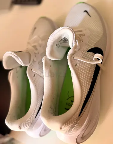 Shoes for sale - Nike Revolution 8