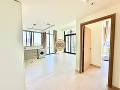 Corner 1 bedroom apartment •• main boulevard view •• chiller free •• Ready to move