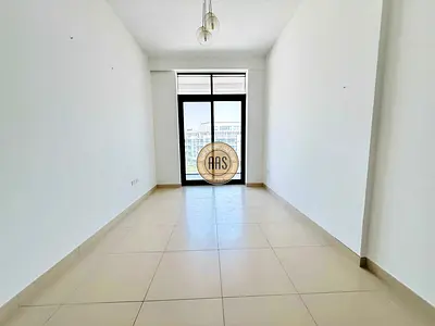 Burj Khalifa View | Huge balcony | Kitchen appliances |