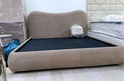 Modren design new King size Bouclle Fabric bed including Mattress