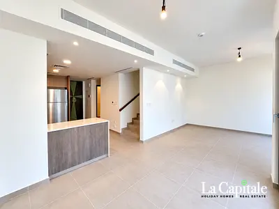 NEAR POOL AND PARK | LANDSCAPED GARDEN | 3BR+MAID