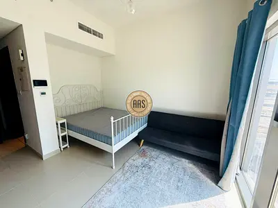 Ready to move | Chiller free building | Furnished studio for rent