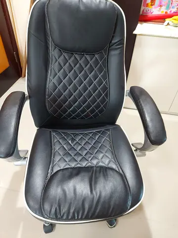 Manager Chair