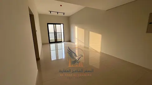 شقه للايجار السنوي غرفتين و صاله منطقه شارع خليفه عجمان موقع مميز سهوله الوصول لمخرج دبي والشارقه