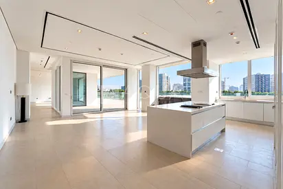 Spacious Layout | 3 Bedrooms | 3 Parking Spaces