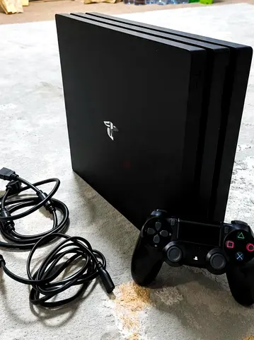 🎮 PS4 Pro 1TB Jailbroken – Gaming Bundle 🔥