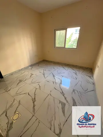 🔥 أرخص استوديو في البوطينة الشارقة بمساحة كبيرة وتكييف وغاز مركزي بالقرب من نستو ومركز التخفيضات ولولو ماركت والمحلات والمطاعم مع سهولة الوصول لدبي