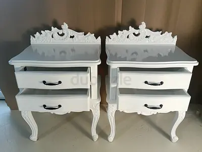 White Classic Nightstands