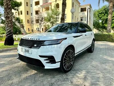 2025 Land Rover Range Rover Velar Dynamic SE - Fully Loaded with warranty