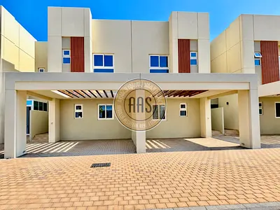 Luxurious 3bedrooms Villa||Multiple Options ||Near to Amenities