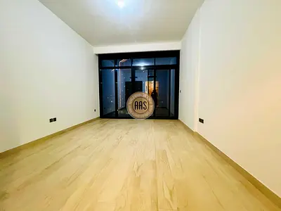 Ready to move spacious studio apartment only in 50k