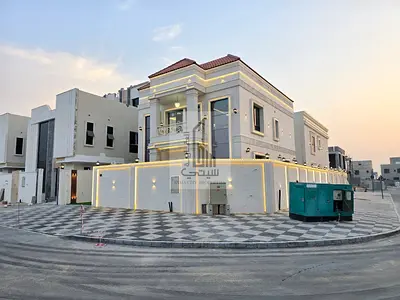 Super-deluxe 4-bedroom corner villa with no annual fees