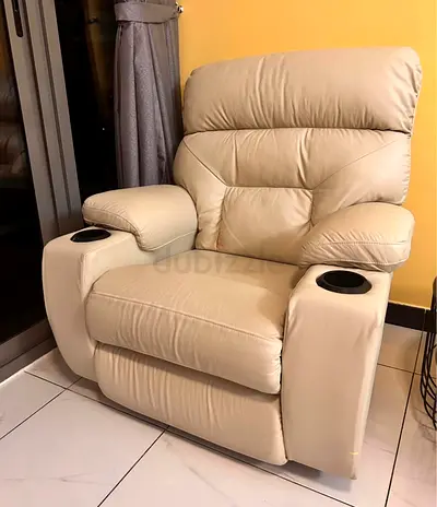 Beige Leather Lazyboy Recliner Armchair with Cup Holders - Excellent Condition