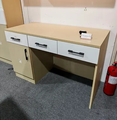 Modern Office Desk | Brand New | 120×55×75cm | 450 AED Negotiable