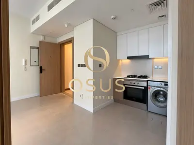 Modern Studio | Balcony | Prime Al Jaddaf