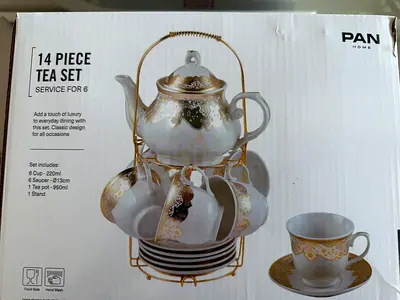 14-piece Porcelain Tea Set with Stand - Service for 6