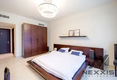HUGE LAYOUT | LAKE VIEW | WITH STUDY