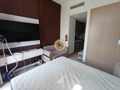 Luxurious and Fully furnished Studio apartment with fully fitted kitchen only 48k Ready to move