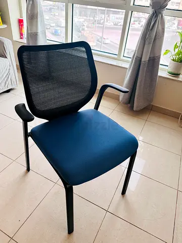 2 CHAIRS 🪑 150 AED